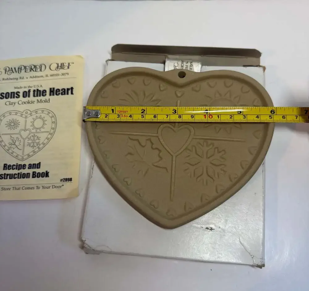 The Pampered Chef Seasons of the Heart Clay Cookie Mold #2898